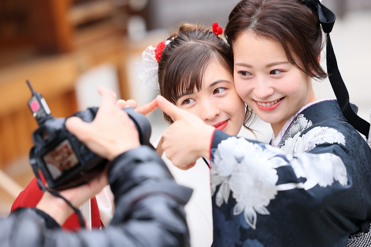 メディアクリエート