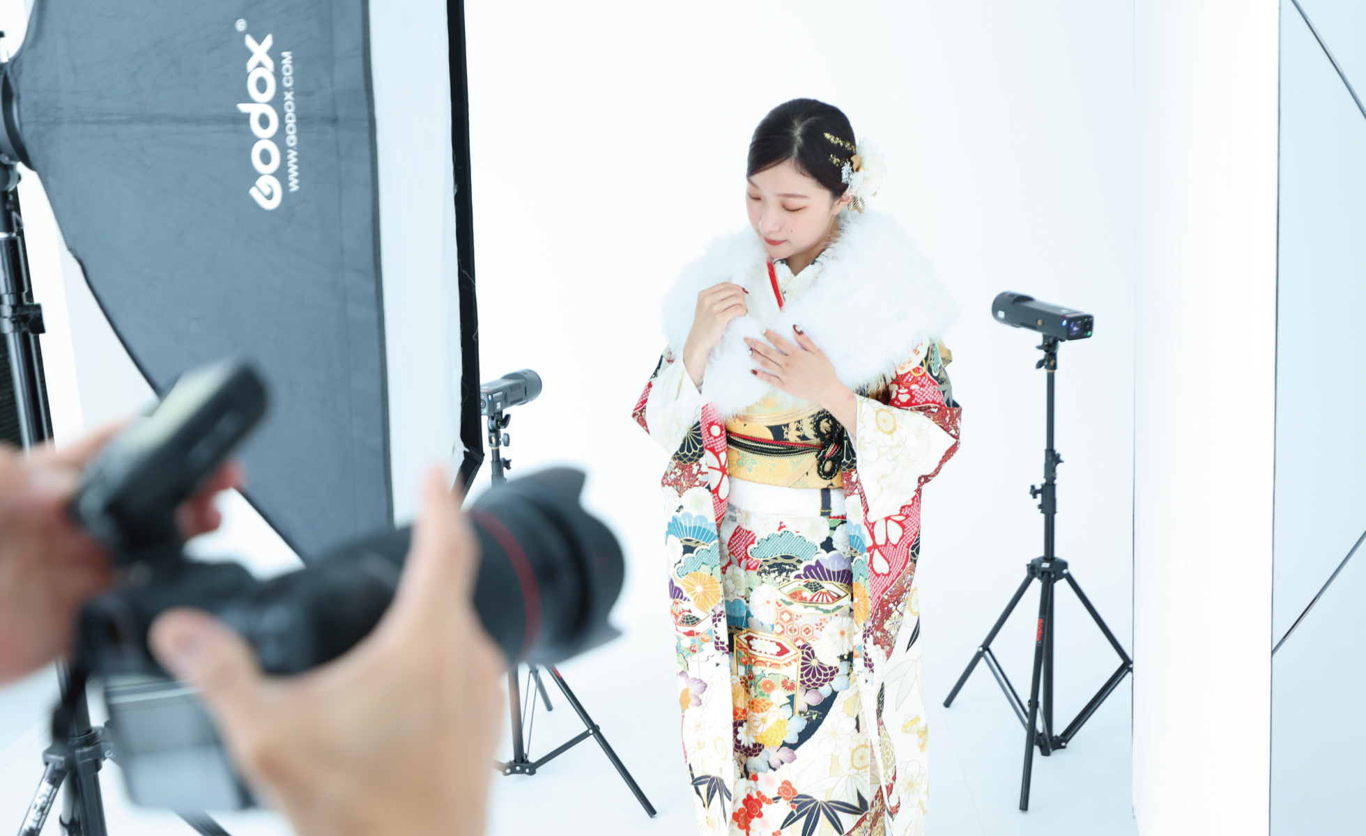 メディアクリエート